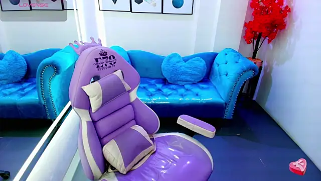 Chloe meoww online show from 03/24/26, 07:47