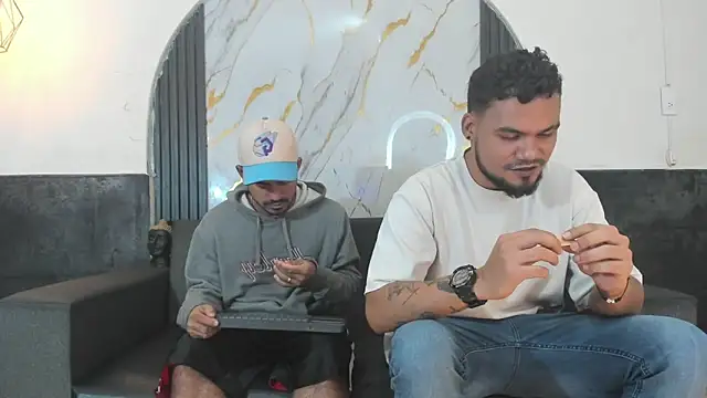 Latins on fire online show from 04/15/26, 07:58