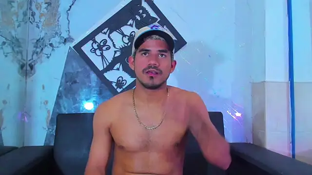 Latins on fire online show from 03/19/26, 01:38