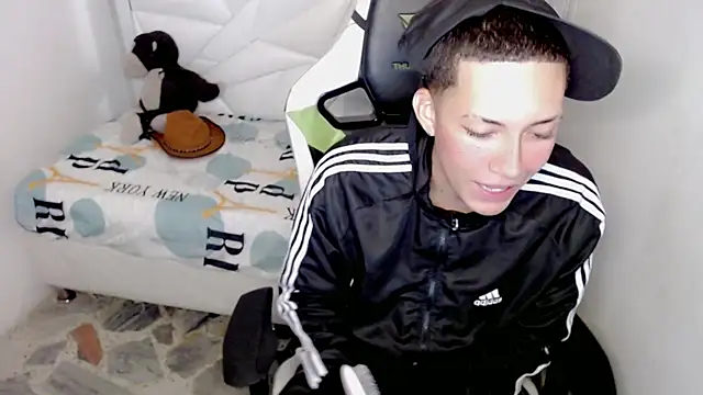 Street poemm  online show from 03/13/26, 03:44