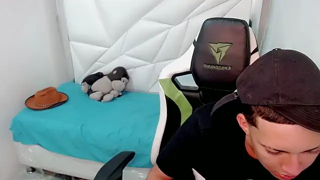 Street poemm  online show from 03/08/26, 03:43