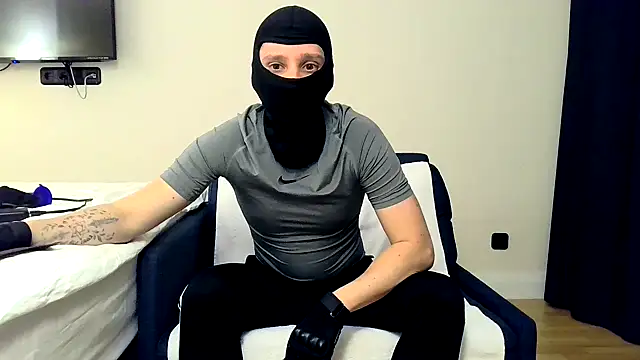 RyanRubber online show from 04/13/26, 08:24