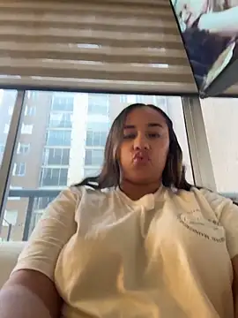 Snapshot of Eyssha chatting on 03/18/26, 11:35 Eyssha online show from 03/18/26, 11:35