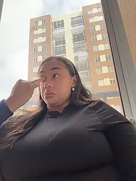 Snapshot of Eyssha chatting on 03/12/26, 01:37 Eyssha online show from 03/12/26, 01:37