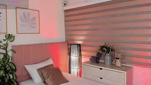 missnataly online show from 03/13/26, 01:05