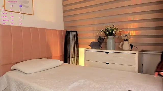 missnataly online show from 02/25/26, 12:16