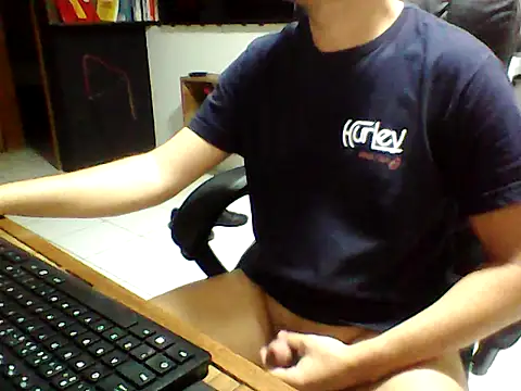 FabioZoe1 online show from 04/13/26, 12:03