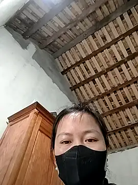 Snapshot of millkon chatting on 02/21/26, 01:29 millkon online show from 02/21/26, 01:29