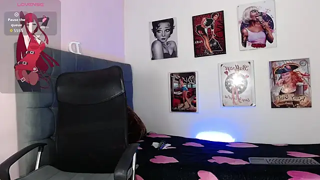 Lana C online show from 04/08/26, 12:01