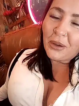 Snapshot of Kandi-kiss chatting on 04/18/26, 10:10 Kandi-kiss online show from 04/18/26, 10:10