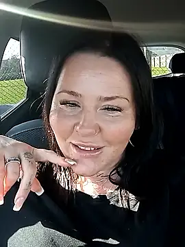 Snapshot of Kandi-kiss chatting on 04/19/26, 03:57 Kandi-kiss online show from 04/19/26, 03:57