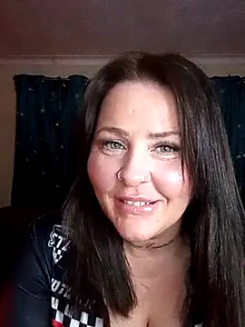 Snapshot of Kandi-kiss chatting on 04/22/26, 09:32 Kandi-kiss online show from 04/22/26, 09:32