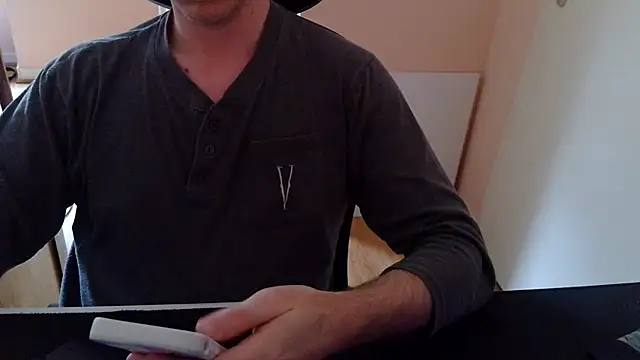 Snapshot of bebyzor chatting on 03/15/26, 02:46 bebyzor online show from 03/15/26, 02:46