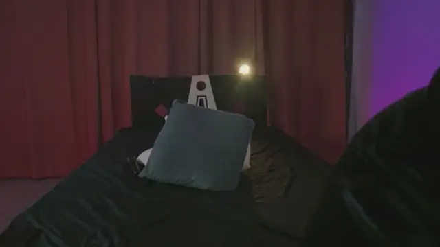 ishtar bloom online show from 03/27/26, 12:08