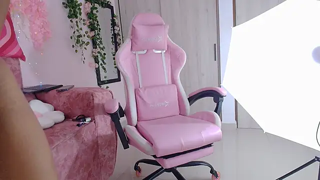 Ana  grace online show from 05/08/26, 04:27