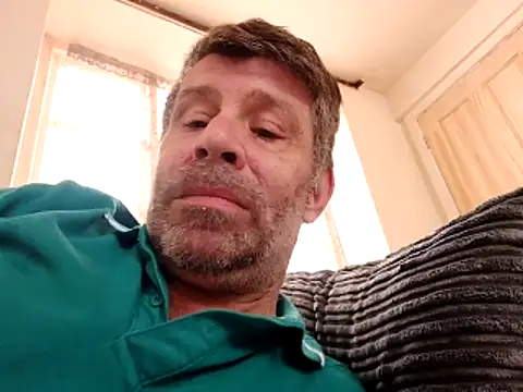 stud2512 online show from 04/23/26, 12:29