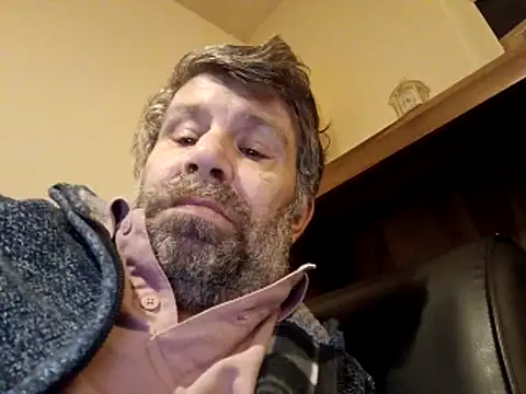 Snapshot of stud2512 chatting on 02/23/26, 07:25 stud2512 online show from 02/23/26, 07:25