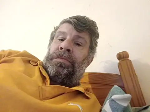 Snapshot of stud2512 chatting on 02/28/26, 02:39 stud2512 online show from 02/28/26, 02:39