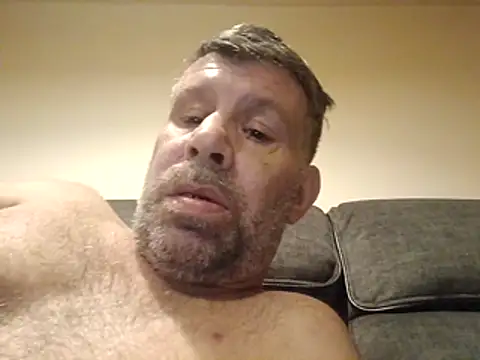 stud2512 online show from 05/03/26, 08:56