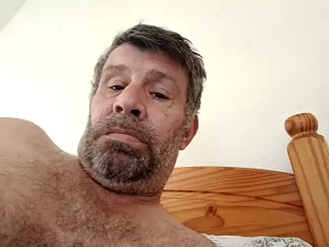 stud2512 online show from 04/25/26, 01:41
