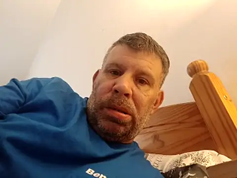 stud2512 online show from 05/03/26, 08:52