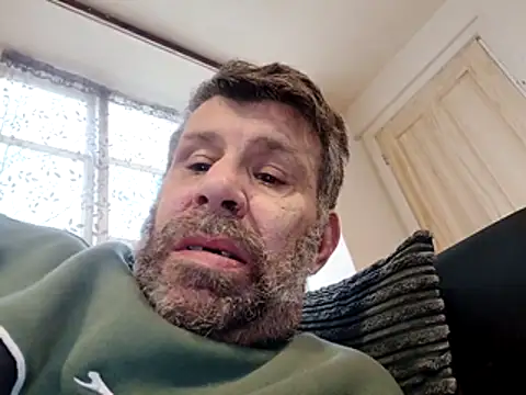 stud2512 online show from 04/08/26, 04:19