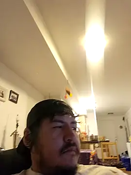 Snapshot of Bouncywarrior chatting on 02/25/26, 01:28 Bouncywarrior online show from 02/25/26, 01:28