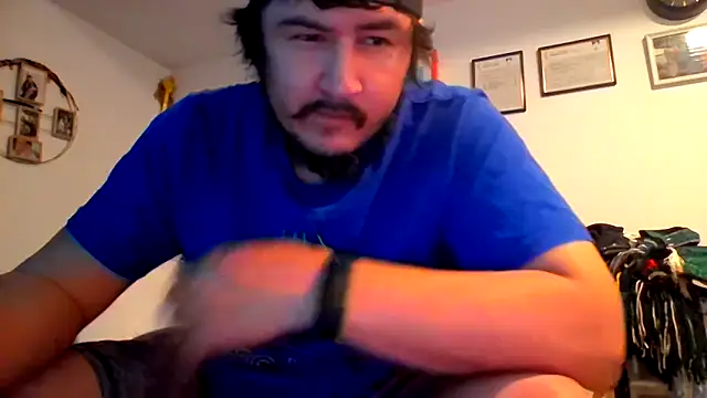 Snapshot of Bouncywarrior chatting on 02/22/26, 04:15 Bouncywarrior online show from 02/22/26, 04:15