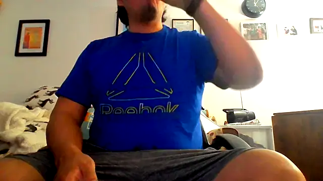 Snapshot of Bouncywarrior chatting on 03/02/26, 05:08 Bouncywarrior online show from 03/02/26, 05:08