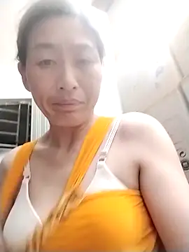 lris-Beauty77 online show from 03/15/26, 09:11