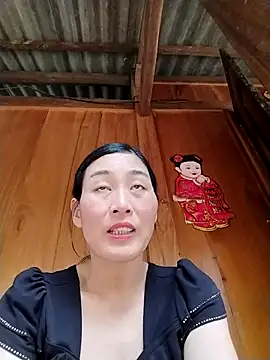 Snapshot of lris-Beauty77 chatting on 02/22/26, 06:16 lris-Beauty77 online show from 02/22/26, 06:16