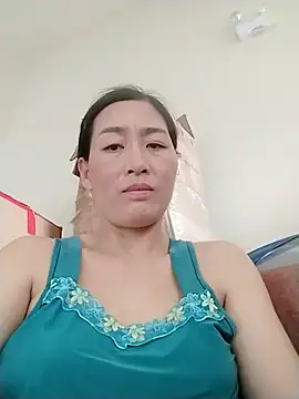 lris-Beauty77 online show from 04/05/26, 07:26