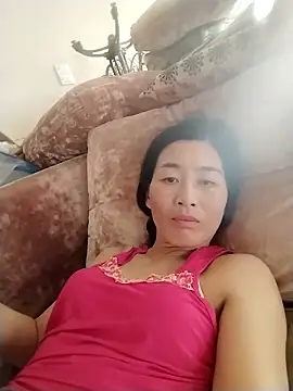 lris-Beauty77 online show from 04/11/26, 07:45