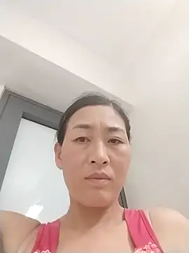 lris-Beauty77 online show from 03/28/26, 07:59