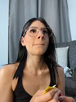 Dasha Be online show from 04/14/26, 09:42