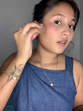 Snapshot of laly_spank chatting on 02/28/26, 11:26 laly spank online show from 02/28/26, 11:26