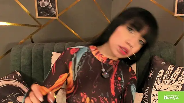 Esmeralda16 online show from 04/18/26, 12:57