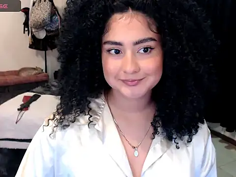 Snapshot of zakura_ania chatting on 02/25/26, 12:22 zakura ania online show from 02/25/26, 12:22