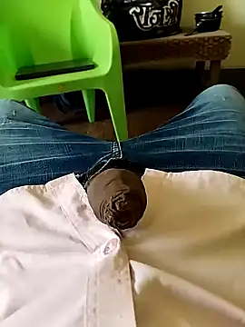 Snapshot of blackbeauty321 chatting on 02/27/26, 07:30 blackbeauty321 online show from 02/27/26, 07:30