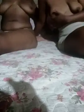 Dee-n-Dee nyash online show from 02/22/26, 09:49