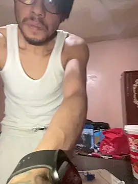 Snapshot of Juanillo_13 chatting on 03/15/26, 12:39 Juanillo 13 online show from 03/15/26, 12:39