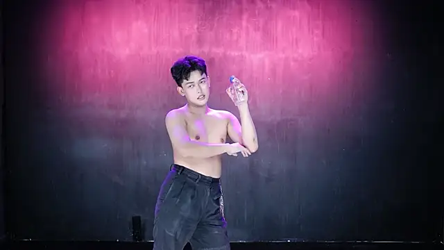 Queen-Vibe online show from 04/16/26, 09:39