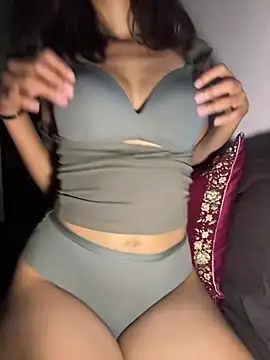 Snapshot of corallion chatting on 03/27/26, 10:05 corallion online show from 03/27/26, 10:05