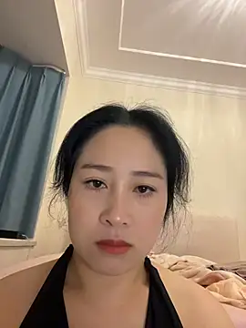 kate-kaixin online show from 04/15/26, 10:32