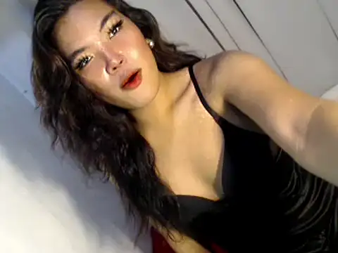 Snapshot of Royalty_marcela6969 chatting on 02/22/26, 11:12 Royalty marcela6969 online show from 02/22/26, 11:12