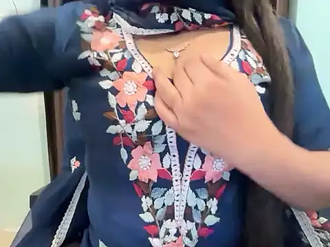 Avneet kaurr1 online show from 03/30/26, 07:21