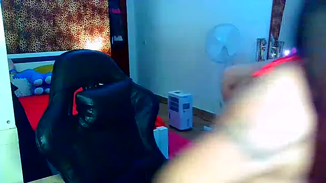 Lilbadmiaxo online show from 03/20/26, 05:03