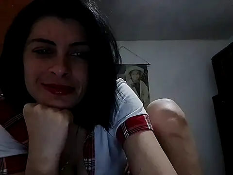 Snapshot of tefutbin3 chatting on 04/26/26, 06:16 tefutbin3 online show from 04/26/26, 06:16
