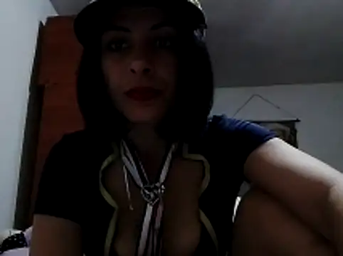 Snapshot of tefutbin3 chatting on 04/19/26, 06:21 tefutbin3 online show from 04/19/26, 06:21