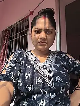 Snapshot of Aanushaka chatting on 06/06/26, 02:28 Aanushaka online show from 06/06/26, 02:28